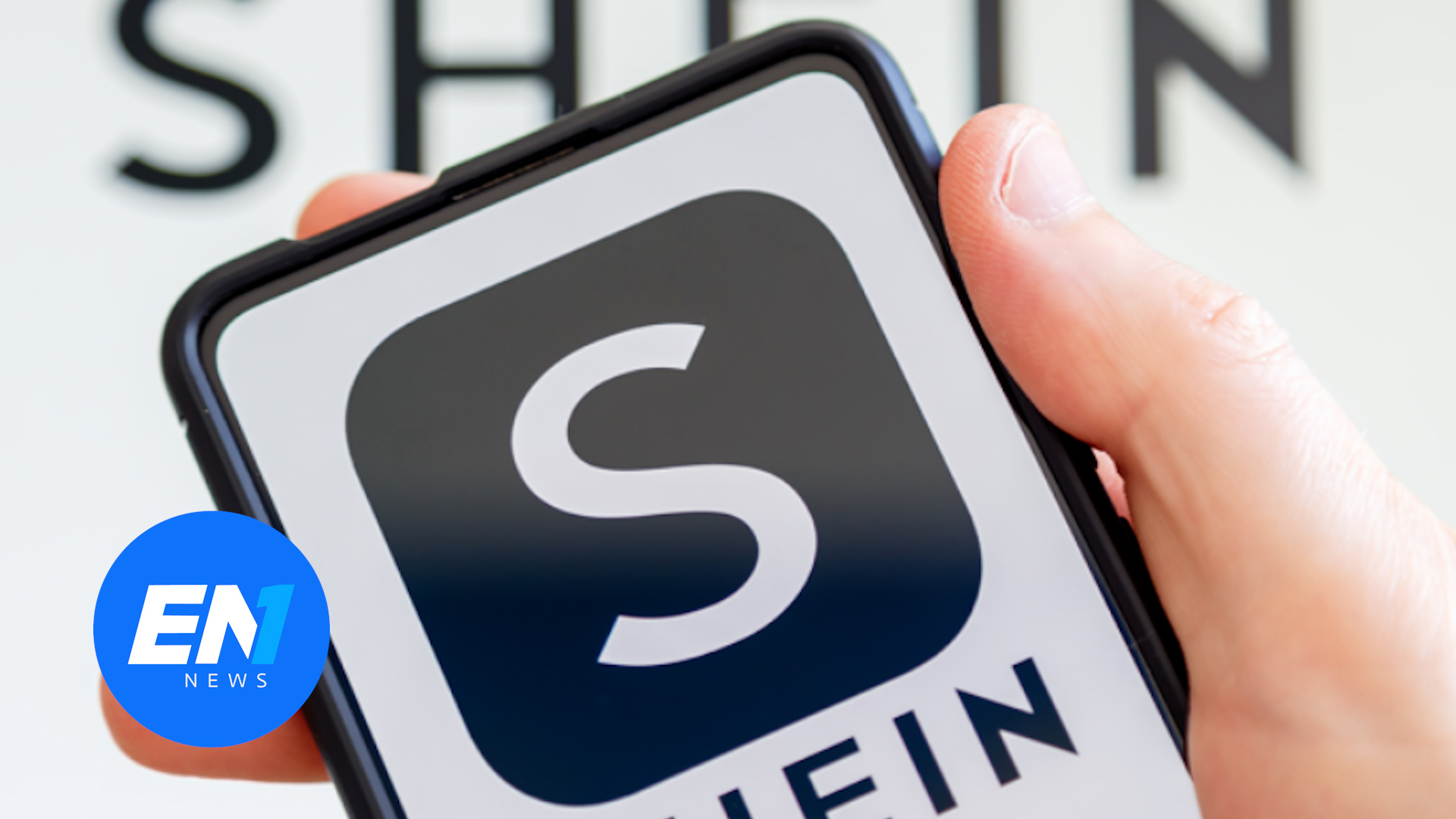牛！SHEIN 拿下美国时尚类网站第一