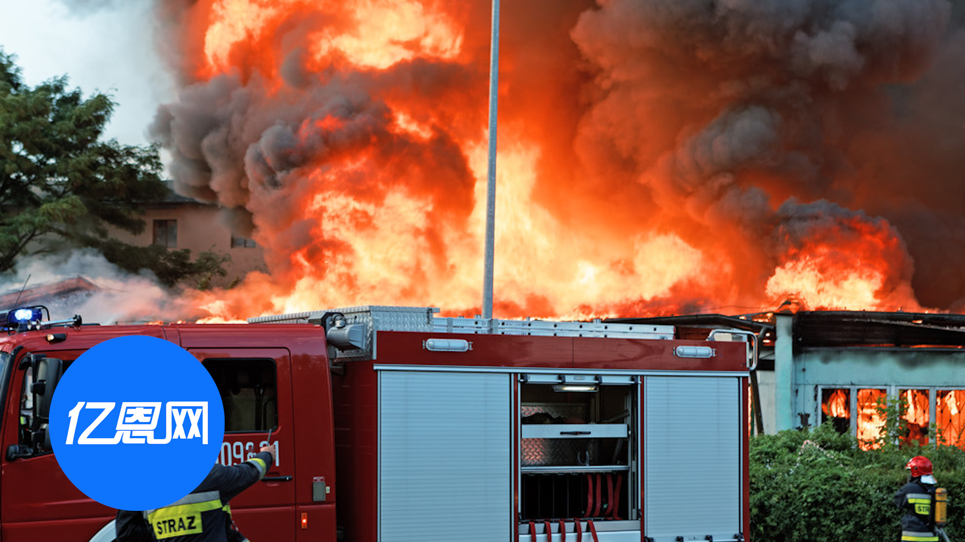 突发！亚马逊一美国仓库发生大火