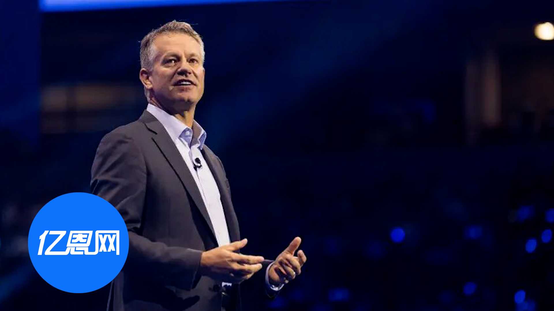 沃尔玛换帅！实习生逆袭成全球最大零售商CEO